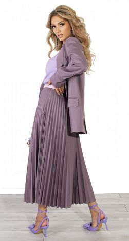 Костюми жіночі