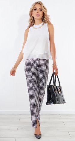 Pants with a high waist