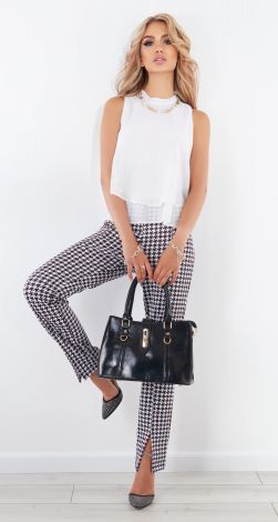 Pants with a high waist