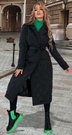 Жіночий верхній одяг