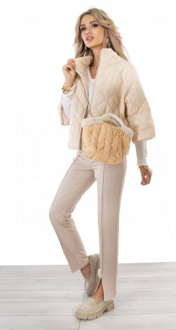 Жіночий верхній одяг