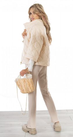 Жіночий верхній одяг