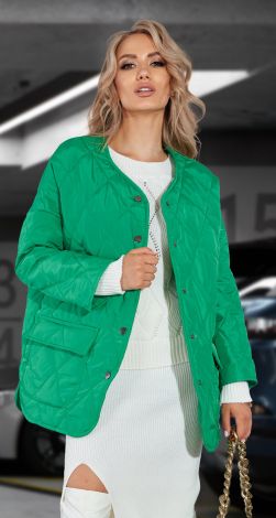 Стеганая куртка с накладными карманами