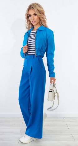 Жіночий верхній одяг