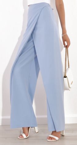 Blue trousers of an interesting cut